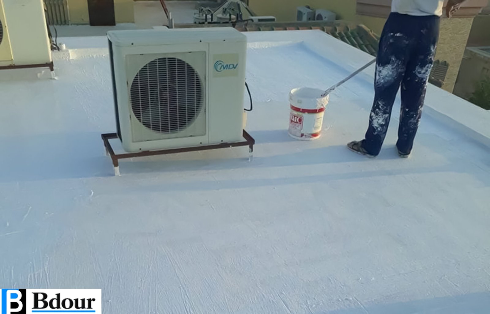 خدمات عزل أسطح بحي الريان جدة | عزل قبل التشطيب للمباني الجديدة