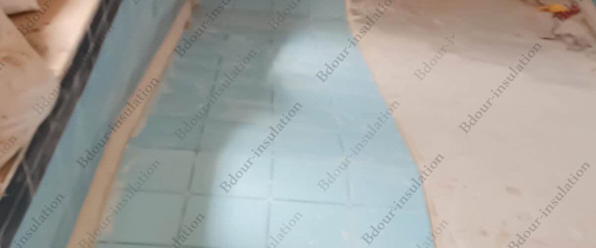 تجهيز أسطح مسابح الخالدية وتنظيفها لاستقبال مادة العزل